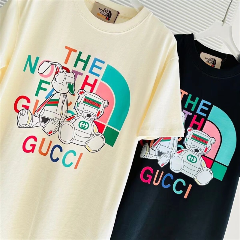 【正規取扱店】【品質の高い商品】クラシックなTシャツ/ イタリアの手作り【二つ目は4900】