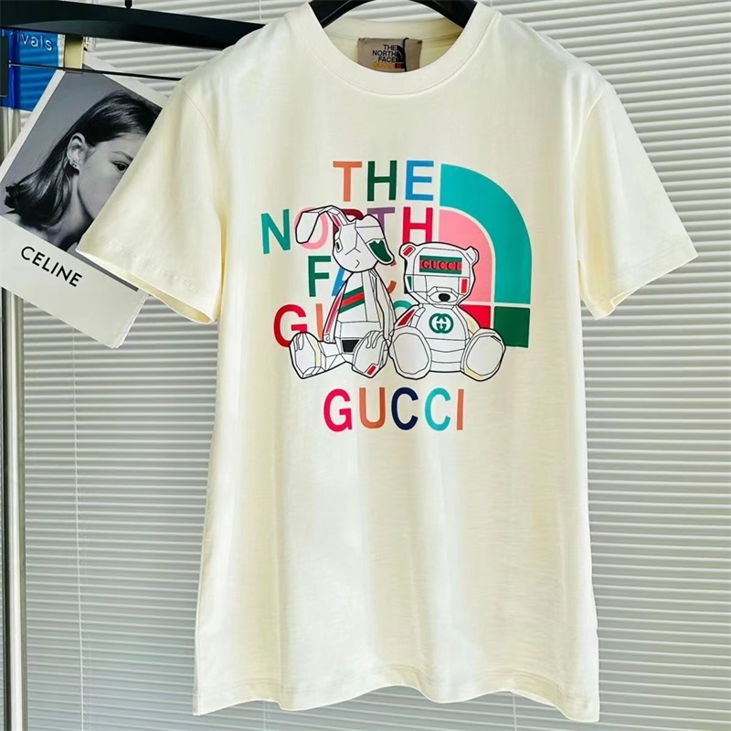 【正規取扱店】【品質の高い商品】クラシックなTシャツ/ イタリアの手作り【二つ目は4900】